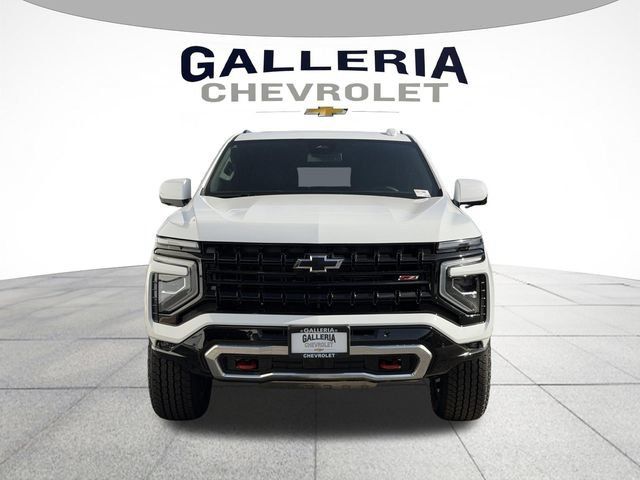 New 2026 Chevrolet Suburban Z71 w/ Comfort Package AWD/4WD image 3