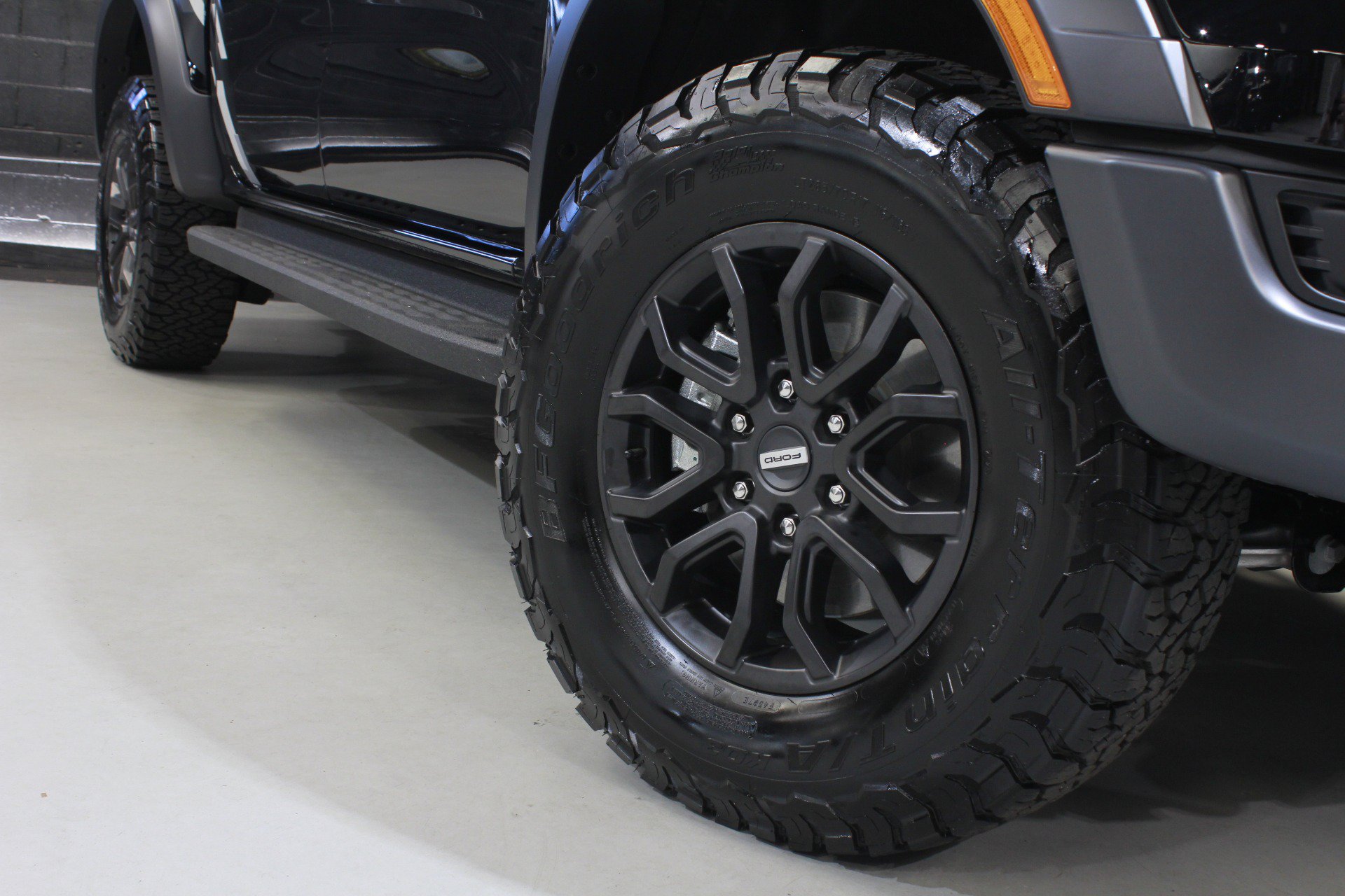 Used 2025 Ford Ranger Raptor AWD/4WD image 28