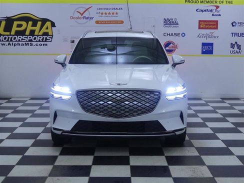 Used 2025 Genesis Electrified GV70 Advanced w/ Prestige Package image 4