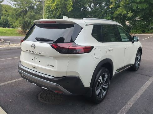 Used 2023 Nissan Rogue SL w/ SL Premium Package AWD/4WD image 5