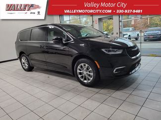 New 2026 Chrysler Pacifica Select 360° Tour