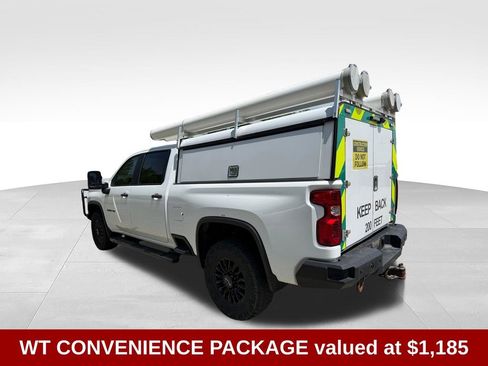 Used 2022 Chevrolet Silverado 3500 W/T AWD/4WD image 4