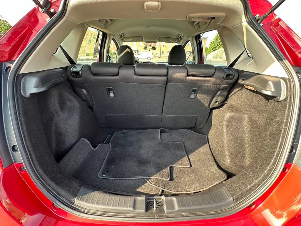Used 2019 Honda Fit LX image 29