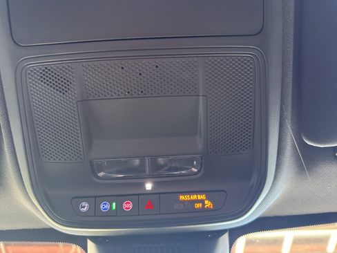 New 2026 Chevrolet Equinox LT w/ Convenience Package II image 25