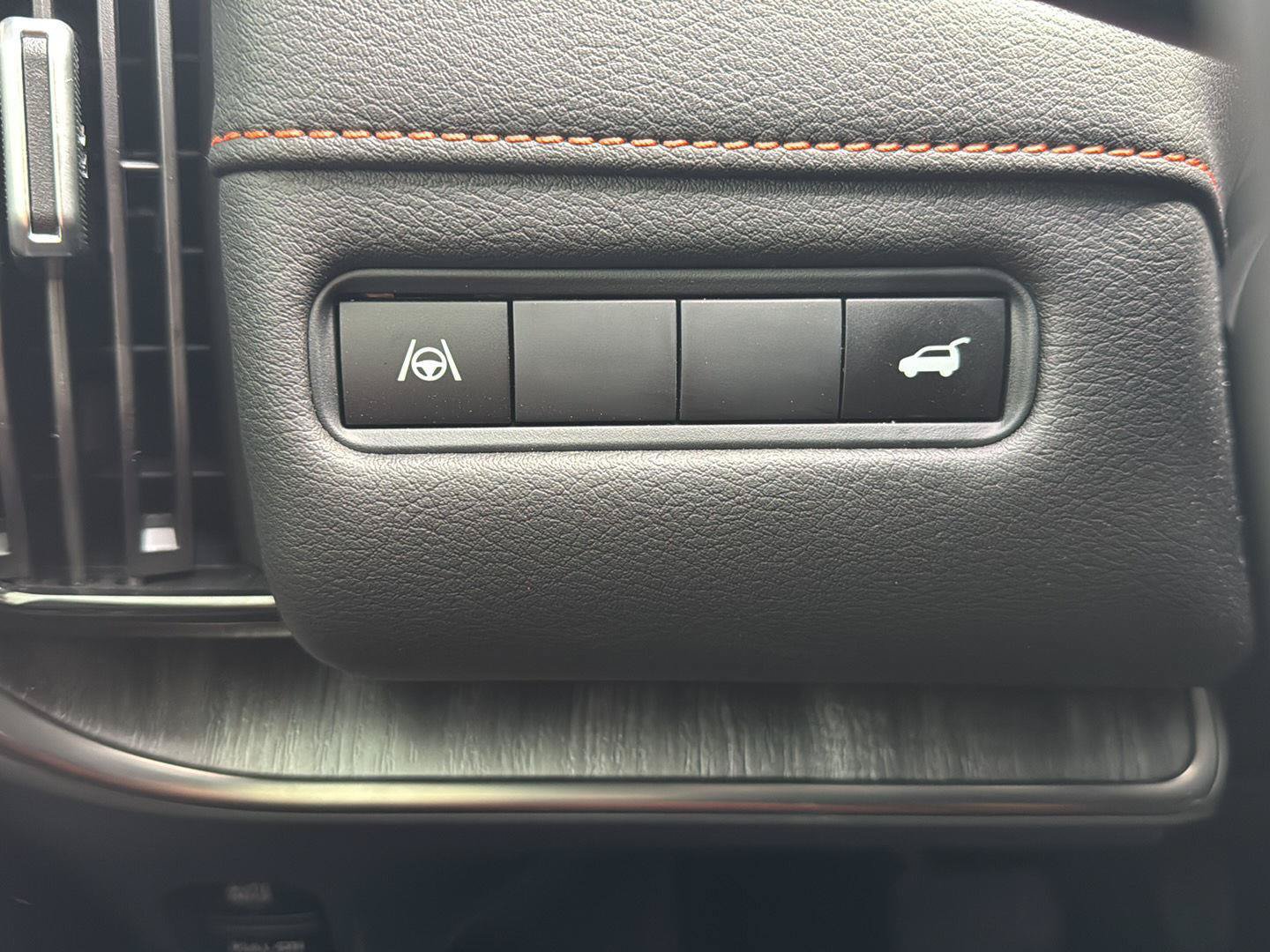 New 2026 Nissan Armada PRO-4X AWD/4WD image 22