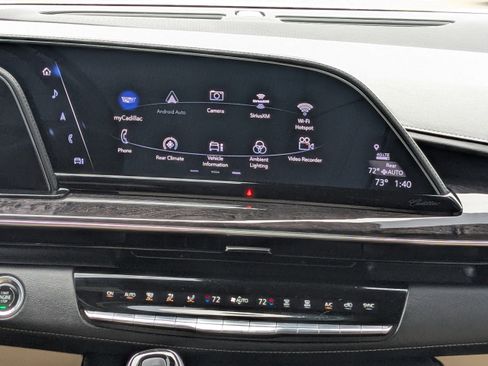 Used 2023 Cadillac Escalade Premium Luxury image 20