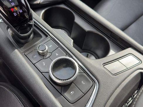 Certified 2024 Cadillac XT6 Premium Luxury image 15