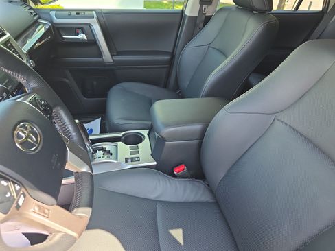 Used 2024 Toyota 4Runner Limited AWD/4WD image 11