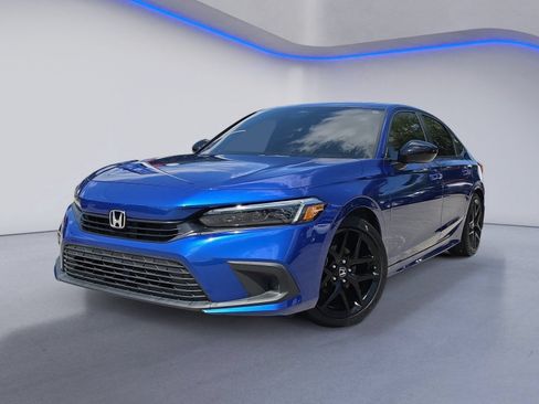 Used 2024 Honda Civic Sport image 2