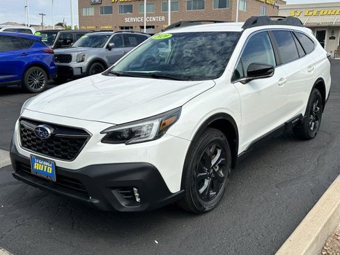 Used 2020 Subaru Outback Onyx Edition XT AWD/4WD image 7