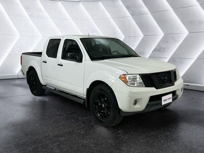 Used 2020 Nissan Frontier SV w/ Midnight Edition Floor Mats