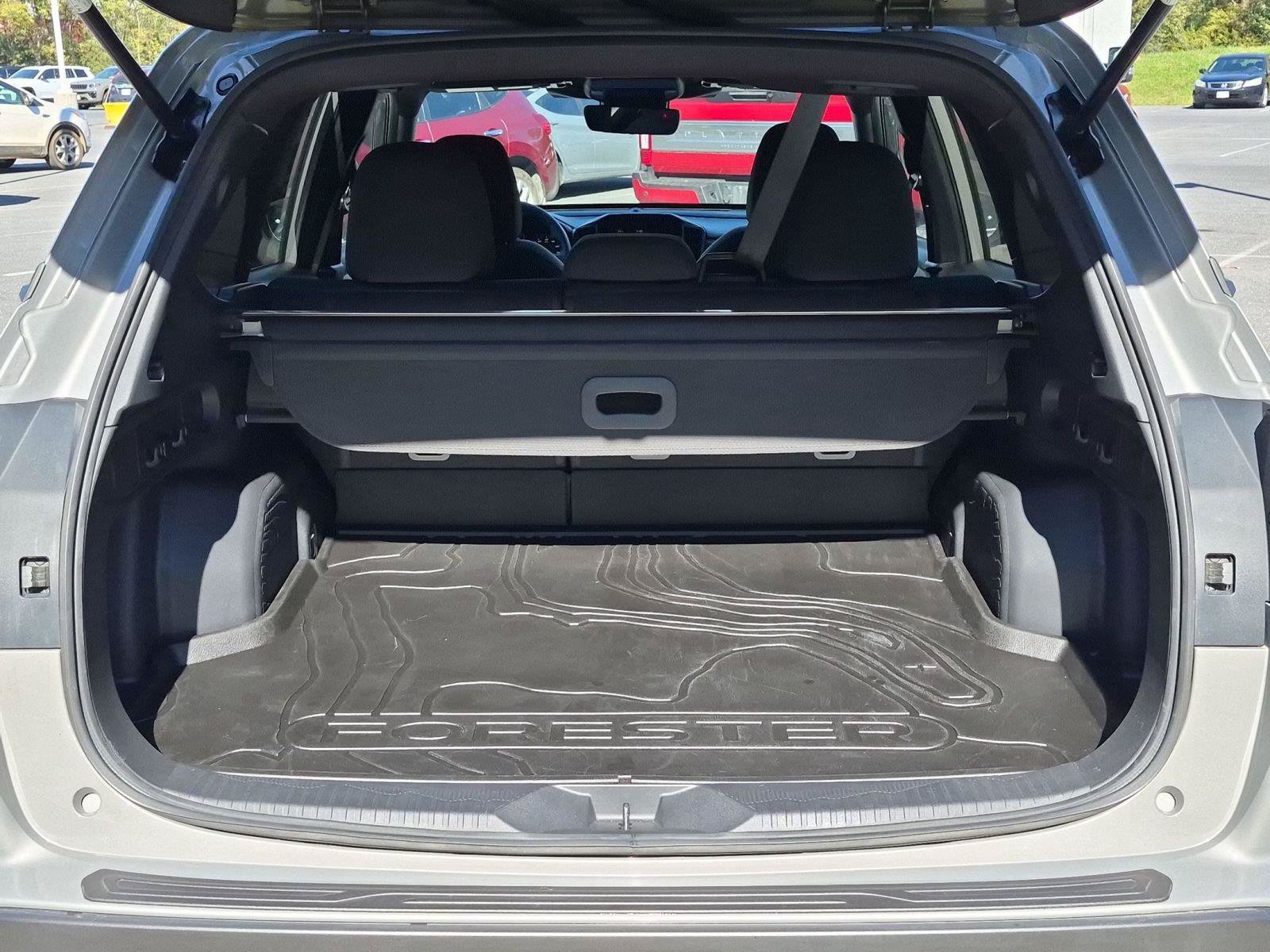 Used 2021 Subaru Forester Limited AWD/4WD image 27