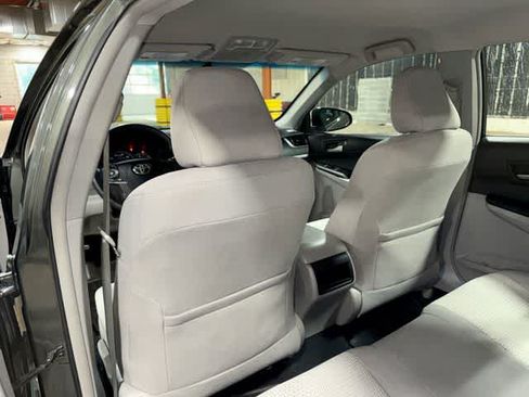 Used 2013 Toyota Camry LE FWD image 25