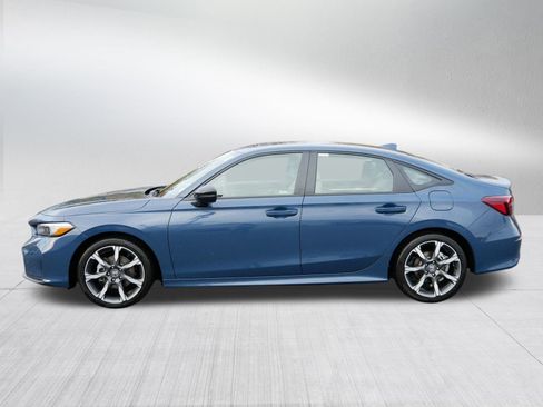 Certified 2026 Honda Civic Sport Touring image 4