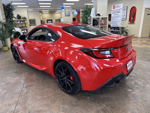New 2025 Toyota GR86 Premium w/ Performance Package RWD image 6