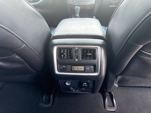 Used 2013 INFINITI JX35 FWD w/ Premium Pkg image 18
