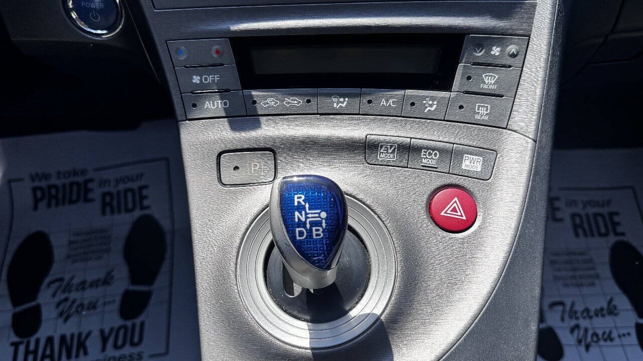 Used 2012 Toyota Prius Two FWD image 12