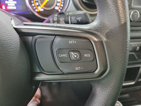Used 2019 Jeep Wrangler Sport image 23