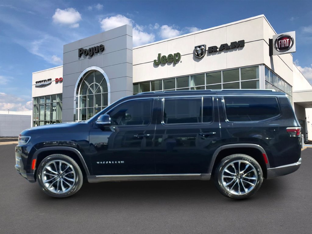 Used 2022 Jeep Wagoneer Series III w/ Premium Group I AWD/4WD image 6