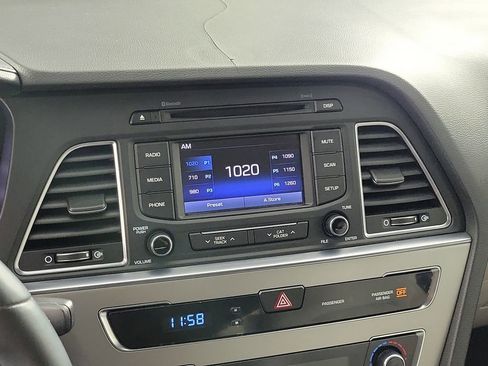 Used 2015 Hyundai Sonata Sport w/ Option Group 03 image 15