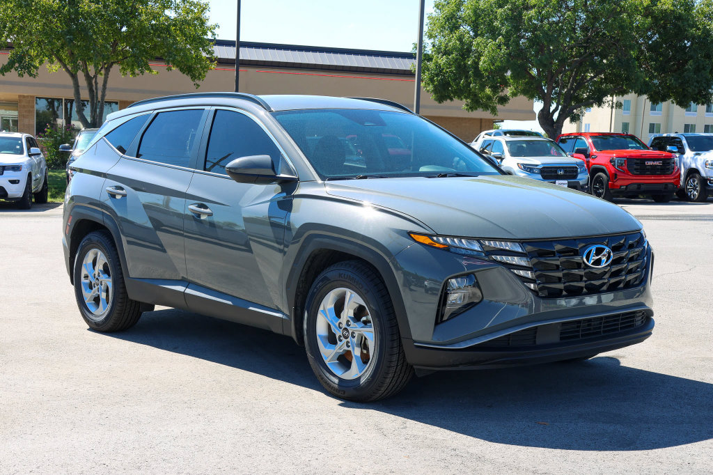 Certified 2024 Hyundai Tucson SEL FWD image 1