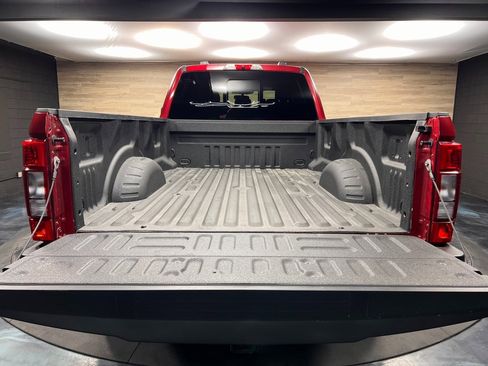 Used 2022 Ford F250 Lariat w/ Lariat Ultimate Package image 23