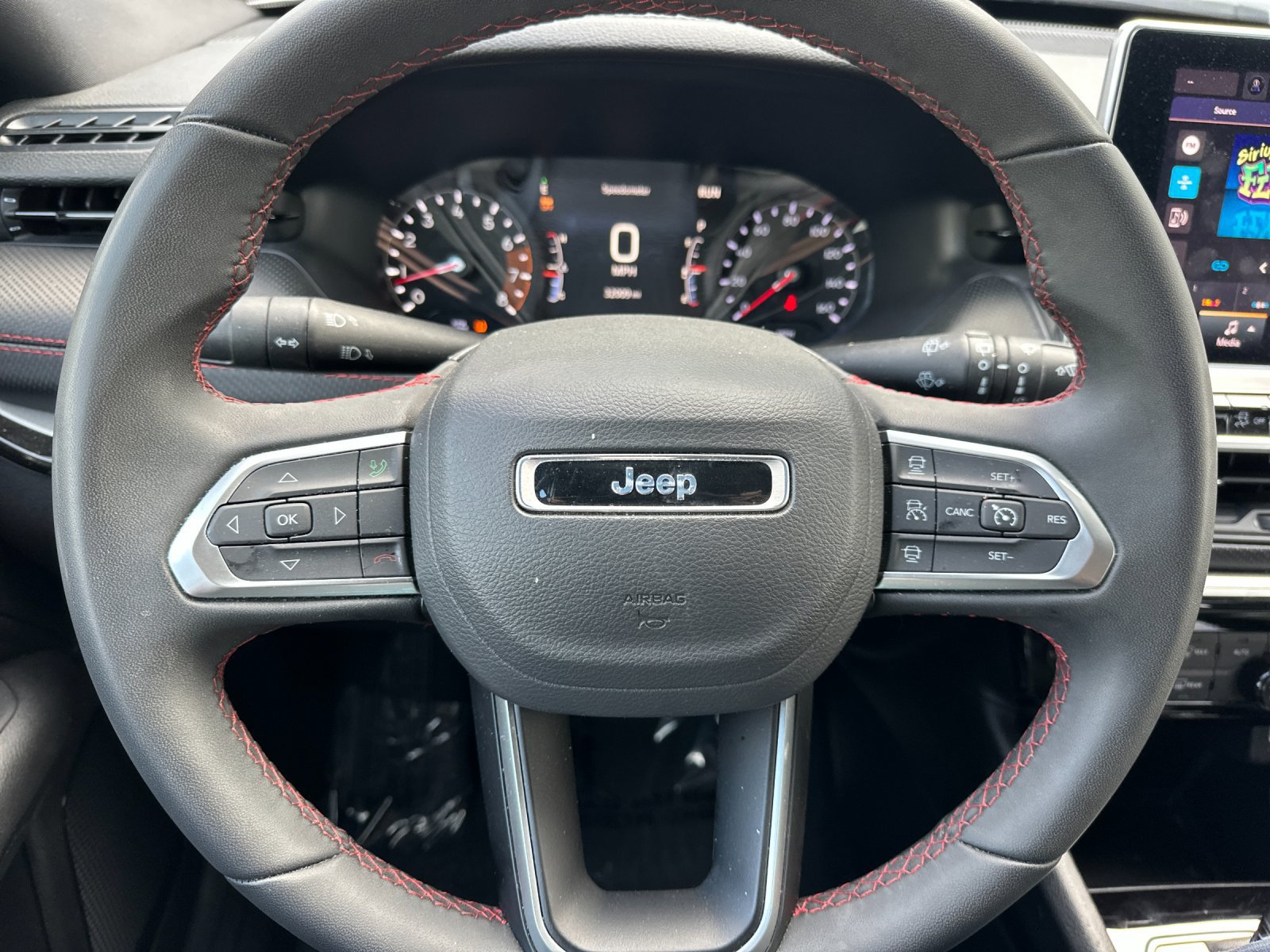 Used 2025 Jeep Compass Trailhawk AWD/4WD image 22