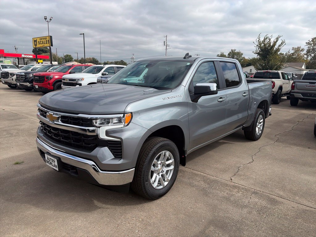 New 2026 Chevrolet Silverado 1500 LT AWD/4WD image 2