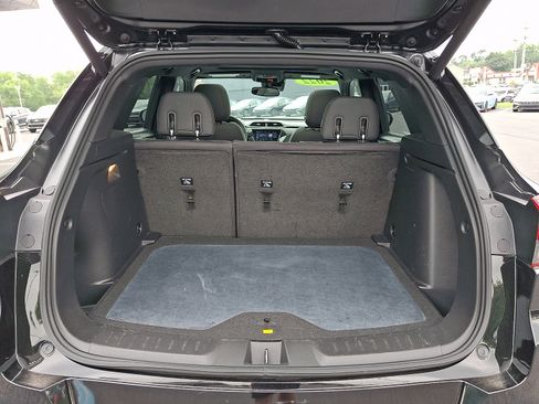 Used 2022 Chevrolet TrailBlazer RS w/ Sun and Liftgate Package AWD/4WD image 27