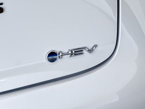 Used 2026 Toyota Prius XLE AWD/4WD image 28