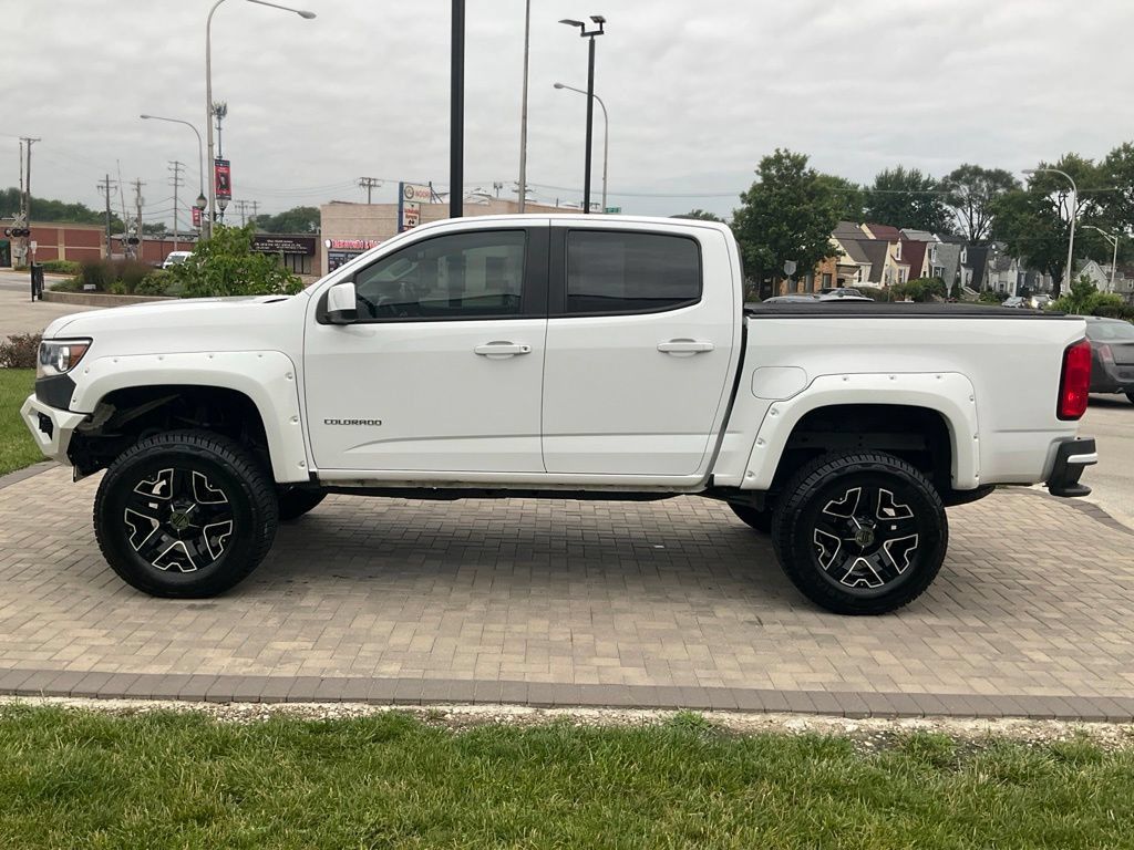 Used 2017 Chevrolet Colorado Z71 AWD/4WD image 6