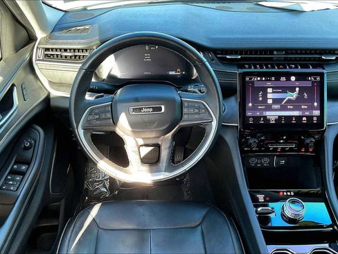 Used 2021 Jeep Grand Cherokee L Limited image 5