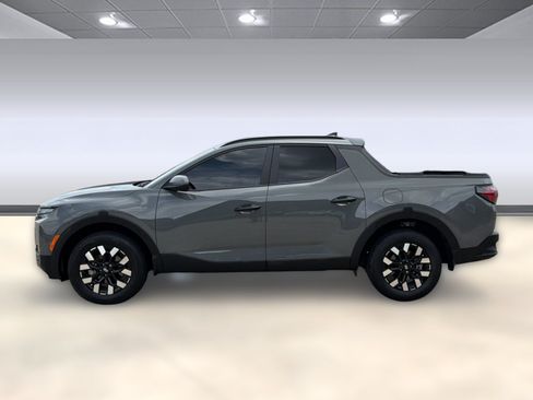 Used 2026 Hyundai Santa Cruz SEL FWD image 2
