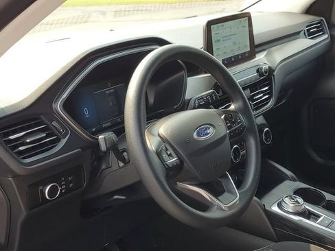Certified 2025 Ford Escape Active AWD/4WD image 10