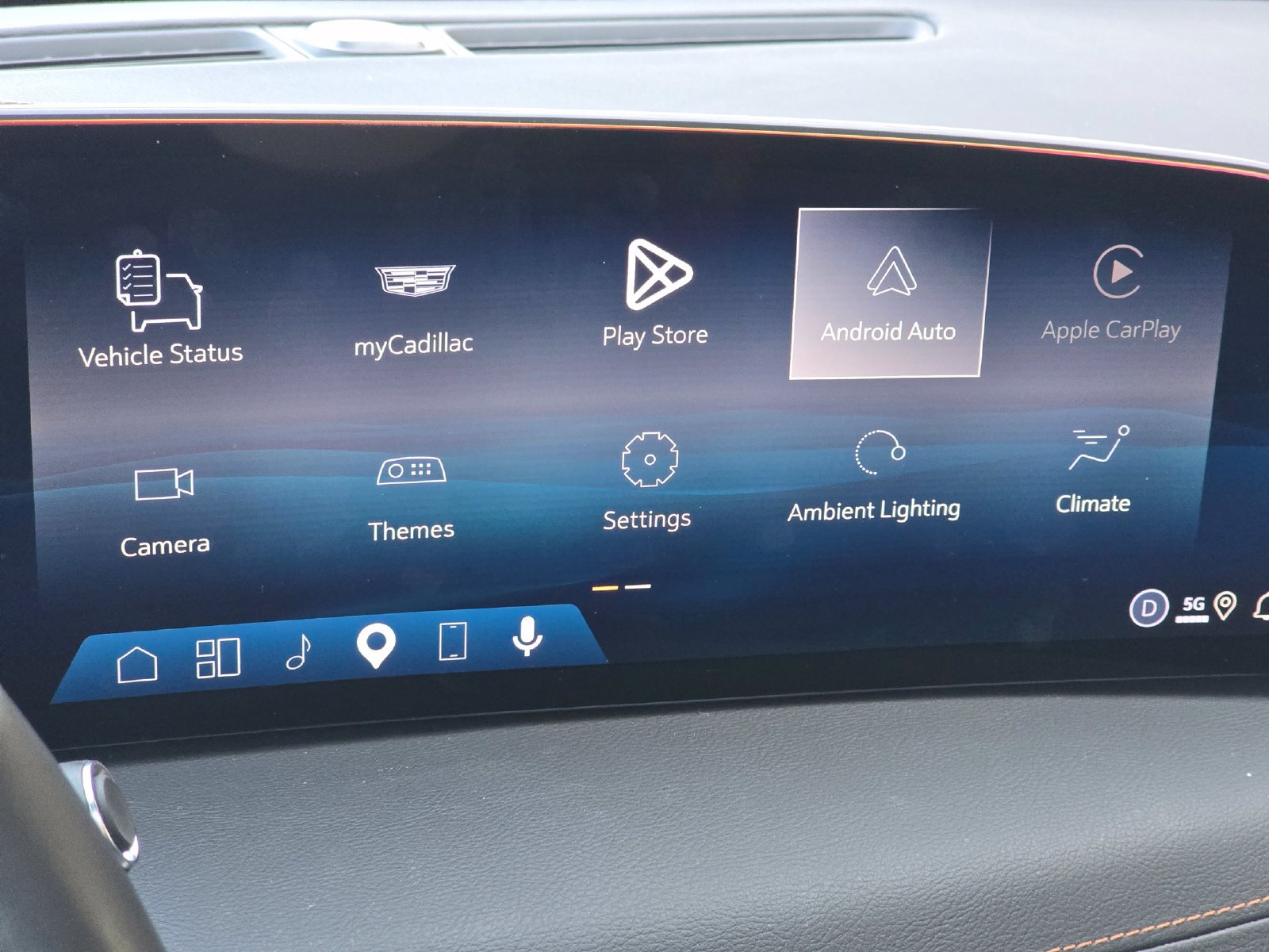 Certified 2025 Cadillac CT5 V w/ LPO, ONYX Package AWD/4WD image 31