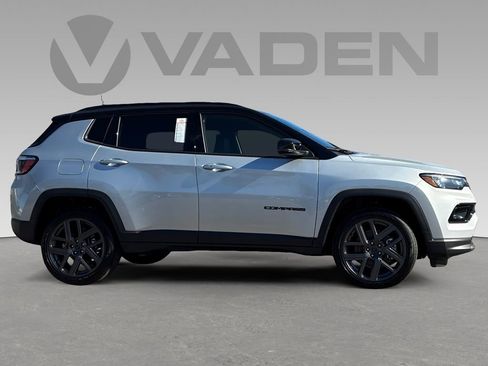 New 2026 Jeep Compass Limited image 6