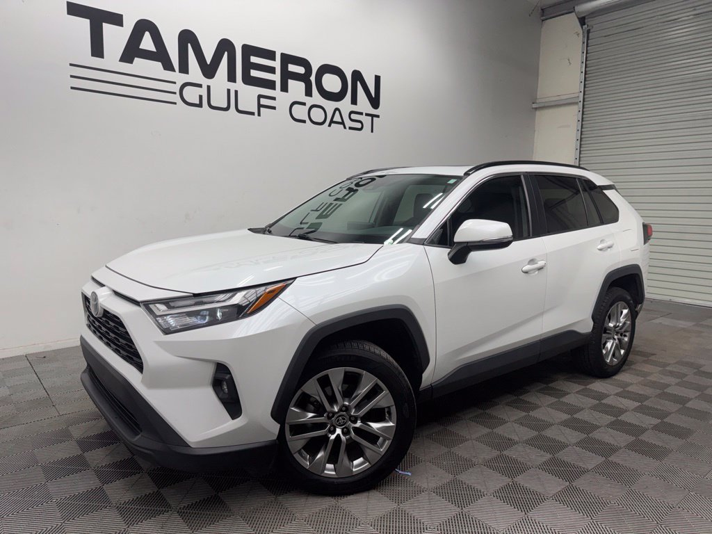 Used 2023 Toyota RAV4 XLE Premium FWD image 1
