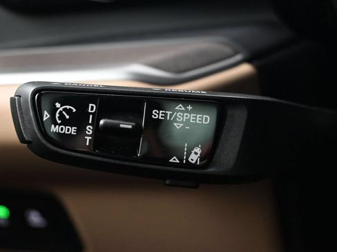 Used 2026 Porsche Cayenne S AWD/4WD image 25