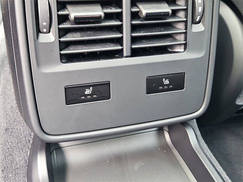 Certified 2025 Porsche Taycan image 27