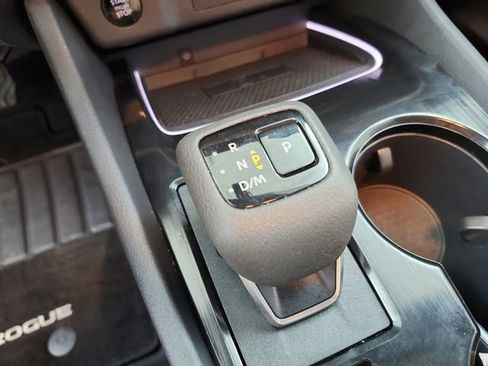 Used 2024 Nissan Rogue SL w/ SL Premium Package image 30