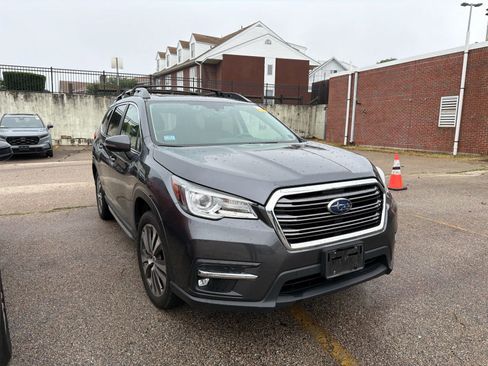 Used 2020 Subaru Ascent Limited w/ Technology Package AWD/4WD image 4
