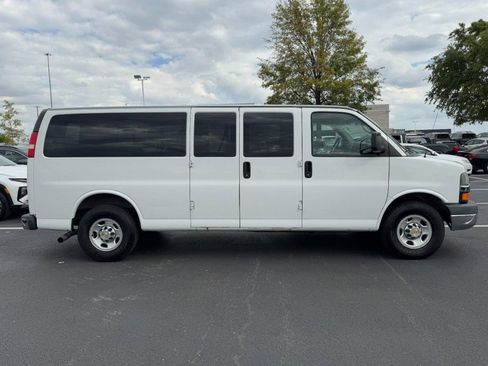 Used 2014 Chevrolet Express 3500 LT w/ LT Preferred Equipment Group image 2
