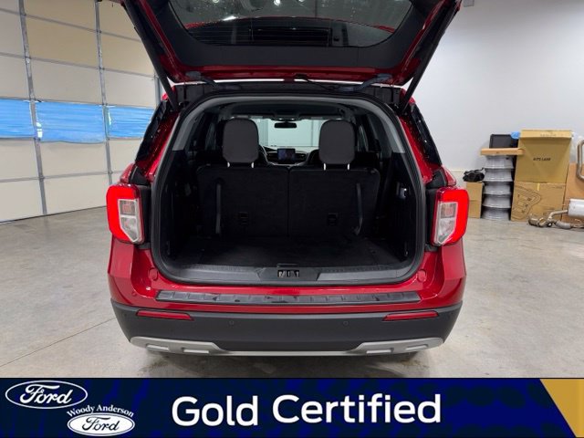 Certified 2023 Ford Explorer XLT w/ Equipment Group 202A AWD/4WD image 7