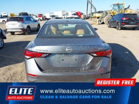 Used 2024 Nissan Sentra SV w/ SV Premium Package image 31