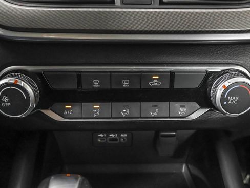 Used 2024 Nissan Altima 2.5 SR image 30