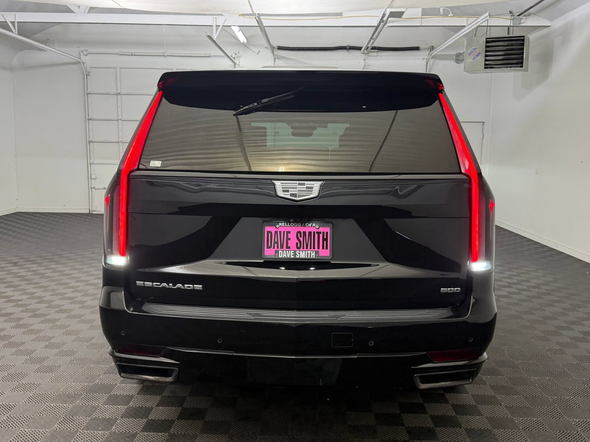 Used 2021 Cadillac Escalade Sport Platinum AWD/4WD image 9