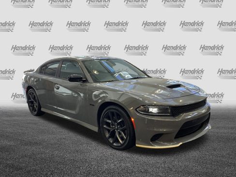 Used 2023 Dodge Charger R/T w/ Blacktop Package image 2