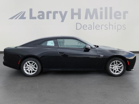 New 2025 Dodge Charger R/T w/ Quick Order Package 25M R/T image 7