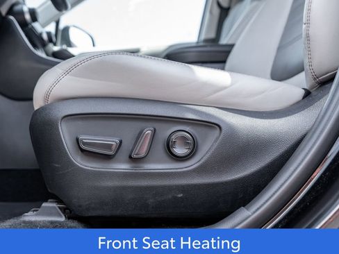 Used 2021 Toyota RAV4 XLE Premium AWD/4WD image 20