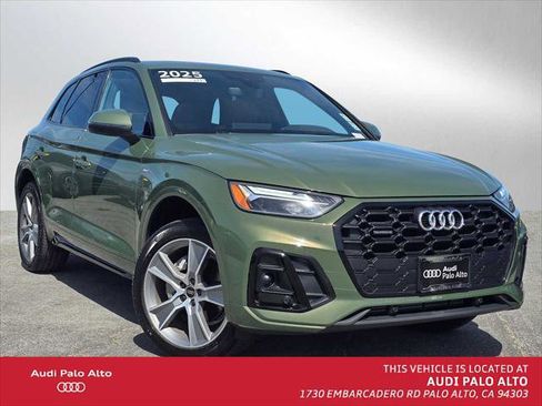 Used 2025 Audi Q5 2.0T Premium w/ Convenience Plus Package image 1